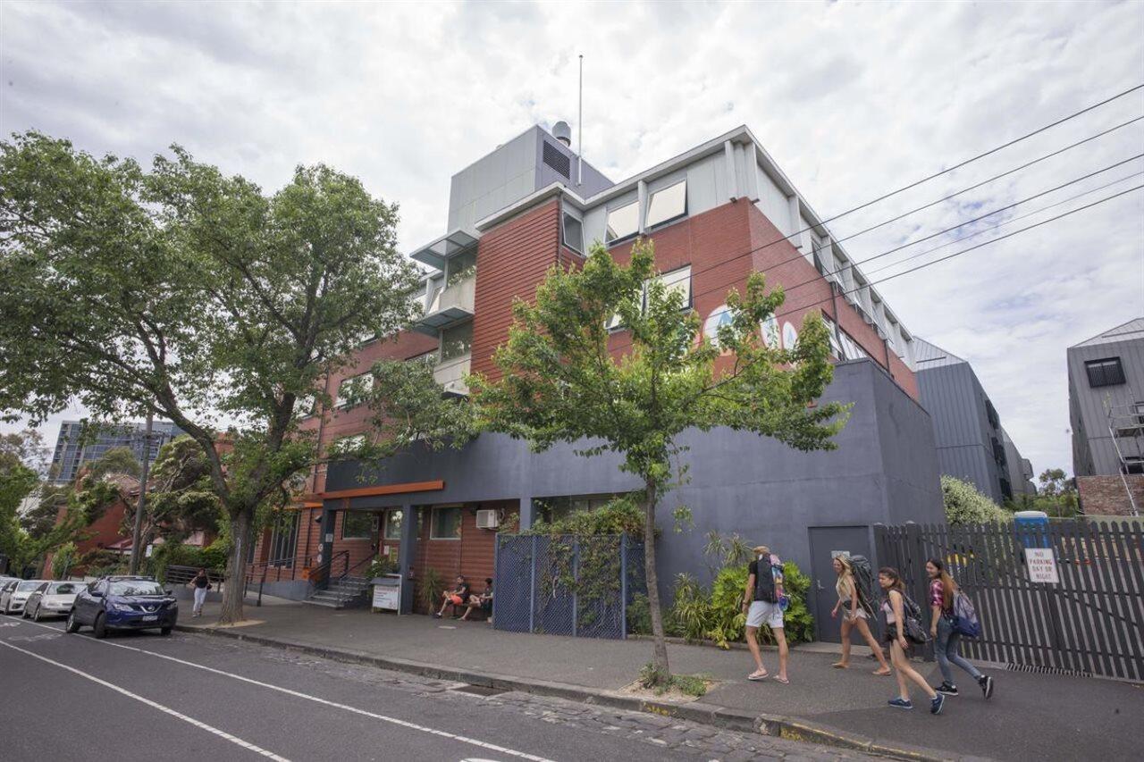 Melbourne Metro Yha Hostel Exterior photo