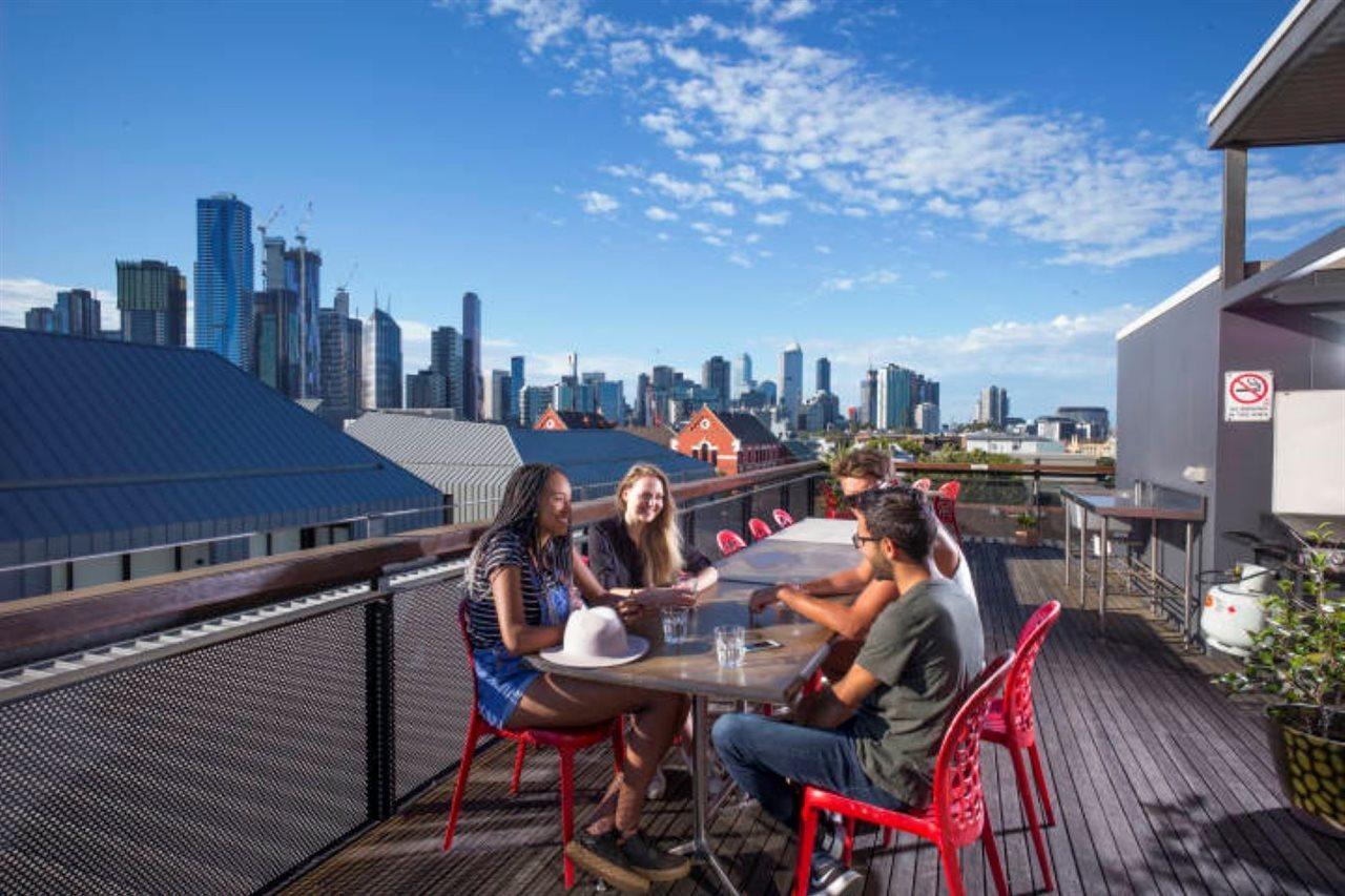 Melbourne Metro Yha Hostel Exterior photo