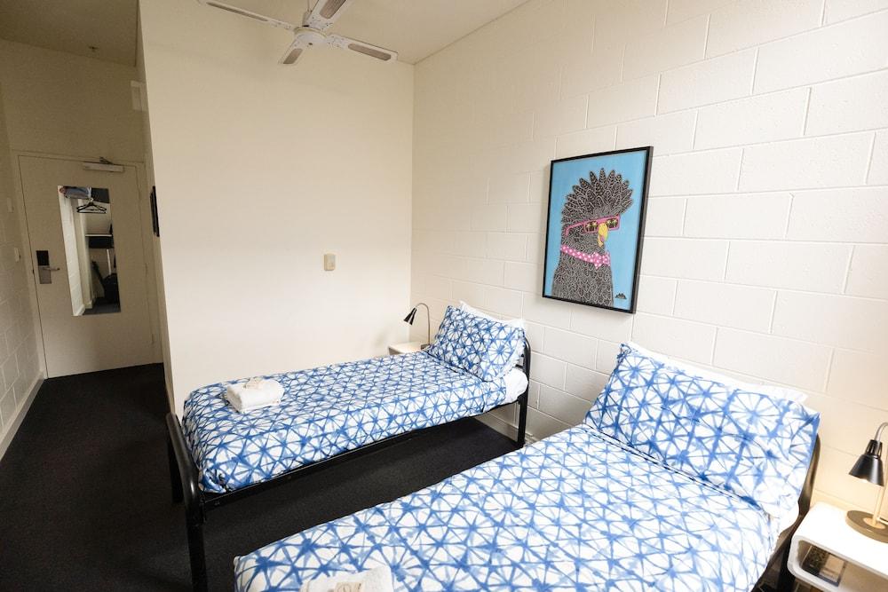Melbourne Metro Yha Hostel Exterior photo