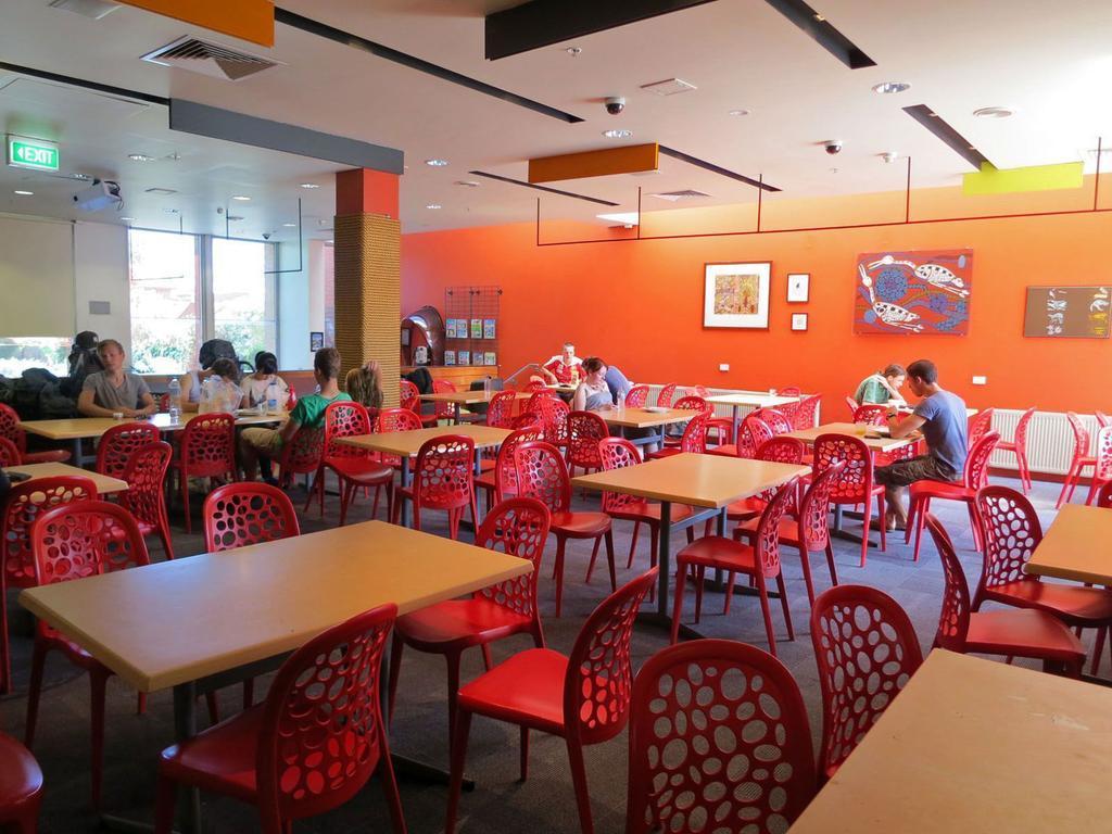 Melbourne Metro Yha Hostel Exterior photo